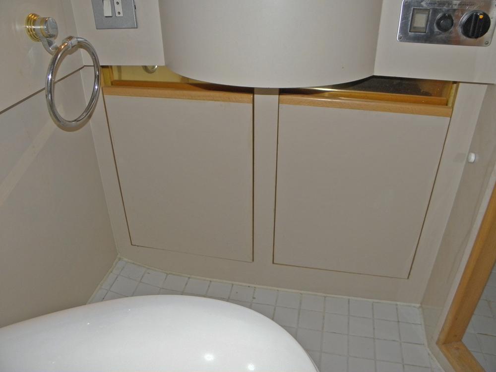 Aft cabin, Accommodation